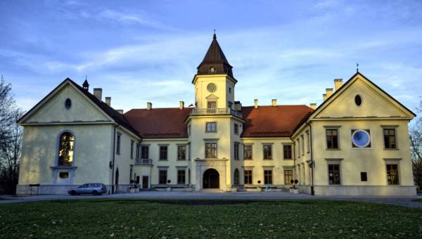 Zamek Dzikowski w Tarnobrzegu